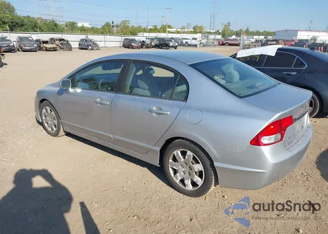 2011 Honda Civic Lx z USA, uszkodzony, nr VIN 19XFA1F56BE028959